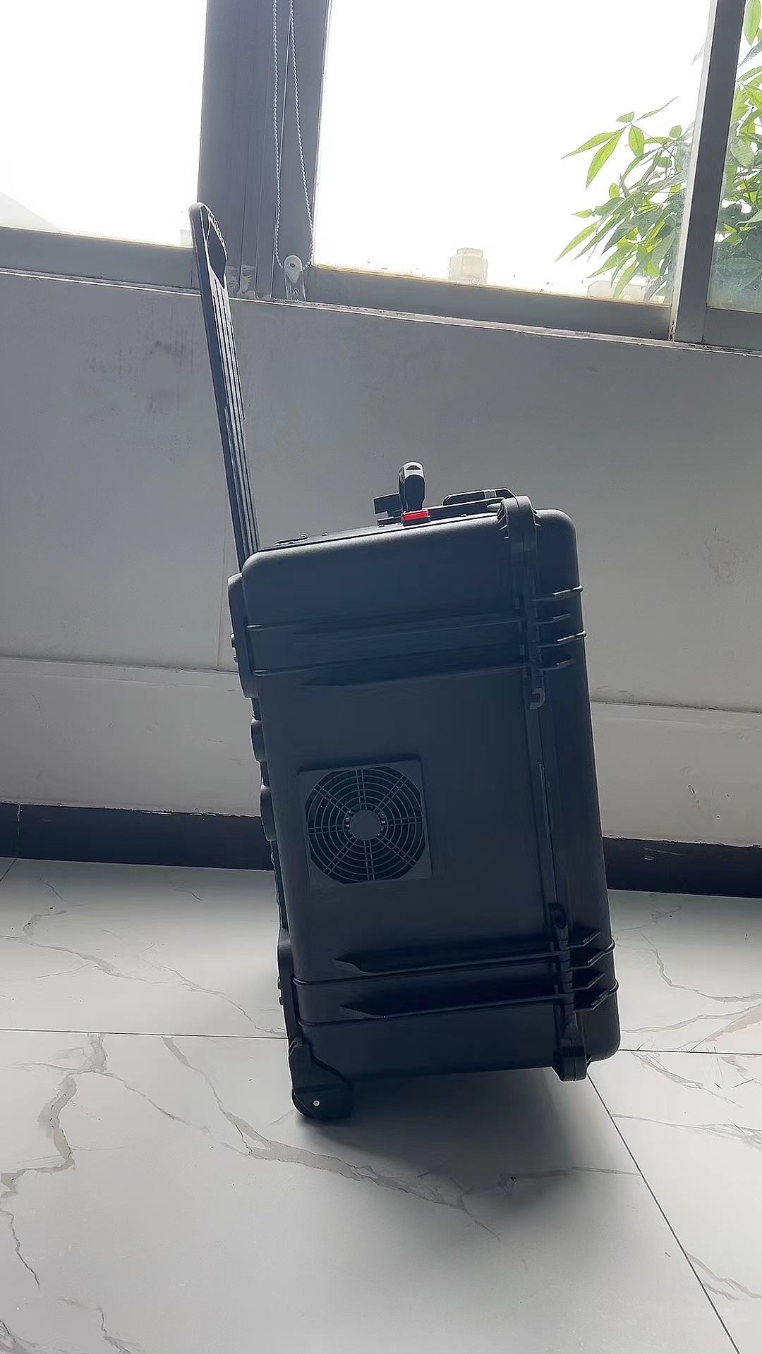 阳原手拉箱型移动通信干扰器